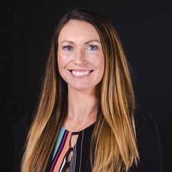 Kayla Thomas Headshot