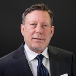 Larry Peranski headshot