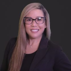 Nga Tran Headshot