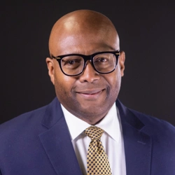Reggie Vaughn headshot